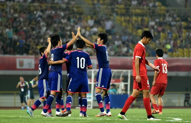  波尔多主场失误连连不敌雷恩遭遇三连败  